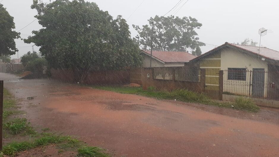 Ruas do Centenário ficam instransitáveis a cada chuva