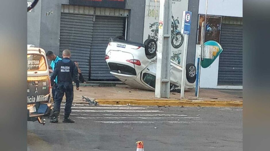 Acidente aconteceu na manhã desse domingo