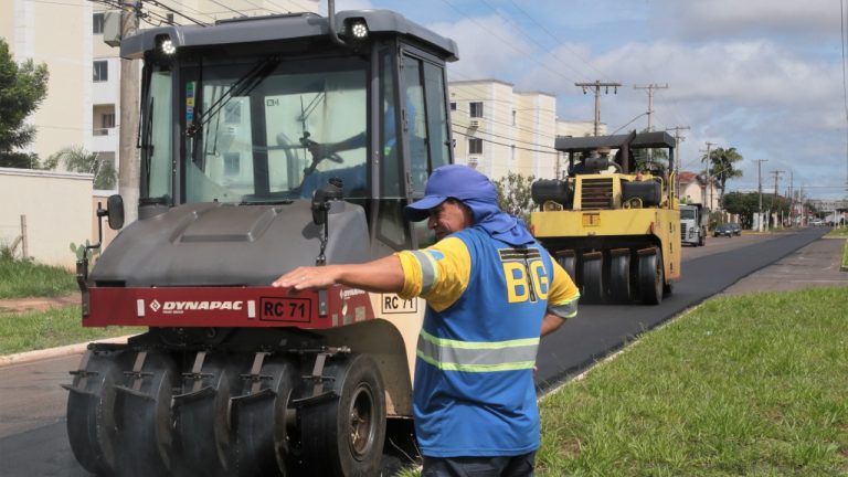 Ruas do Tiradentes são recapeadas