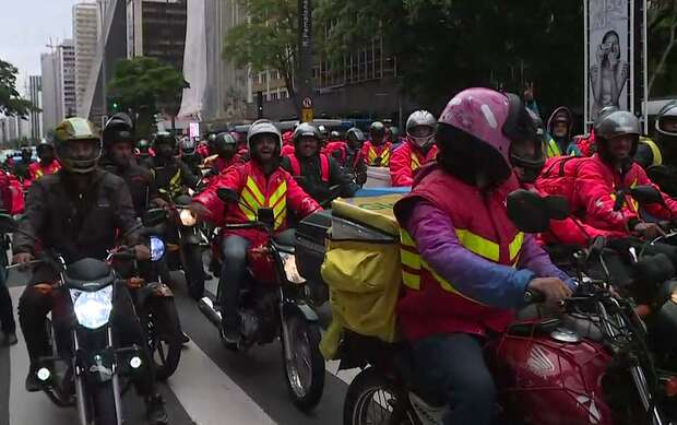 Motoboys de Campo Grande protestam por melhores condições