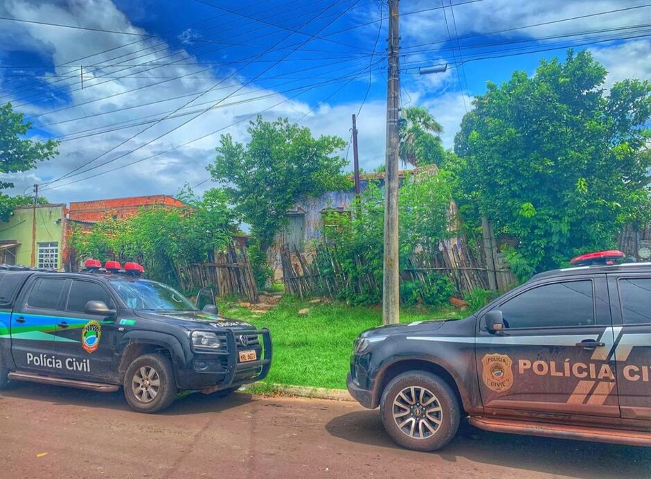 Mulher foi presa após apresentar informações desencontradas