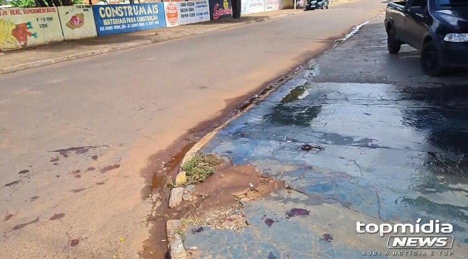 Motociclista precisou ser socorrido pelo Corpo de Bombeiros