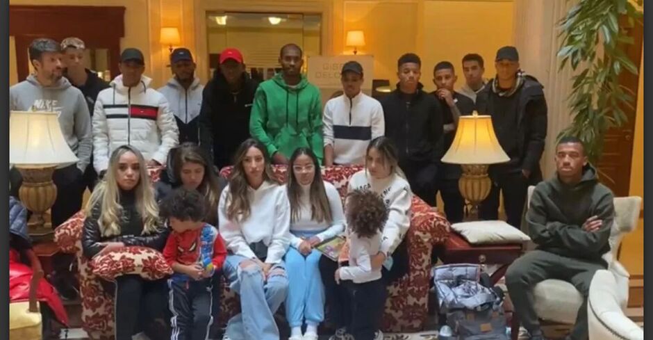Grupo está hospedado em um hotel da cidade