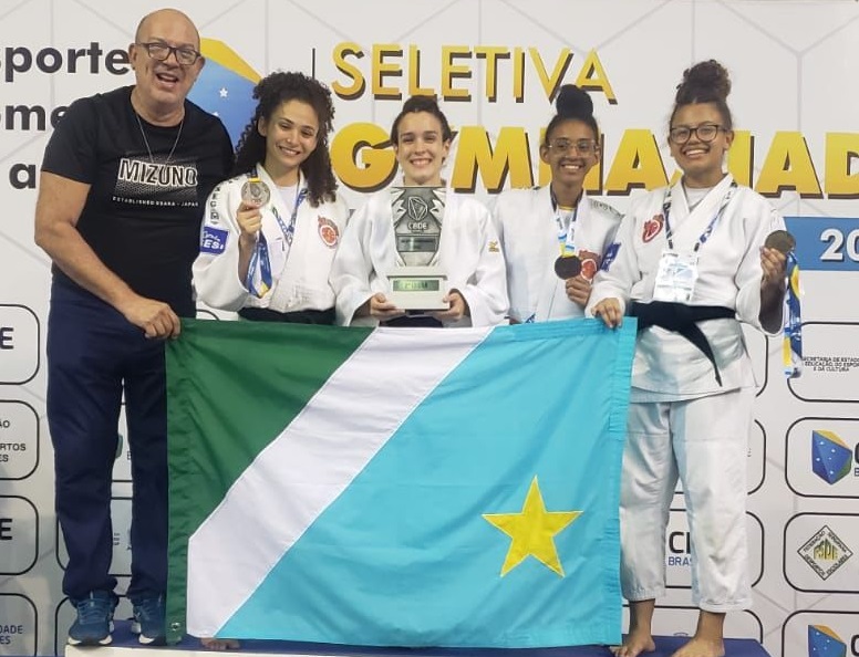 As jovens garantiram uma vaga na competição internacional