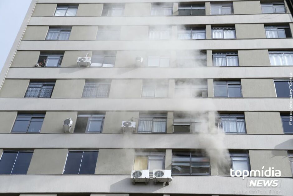 Fogo tomou conta de apartamento