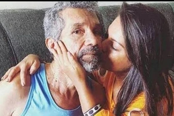 Paulinha Abelha com o pai