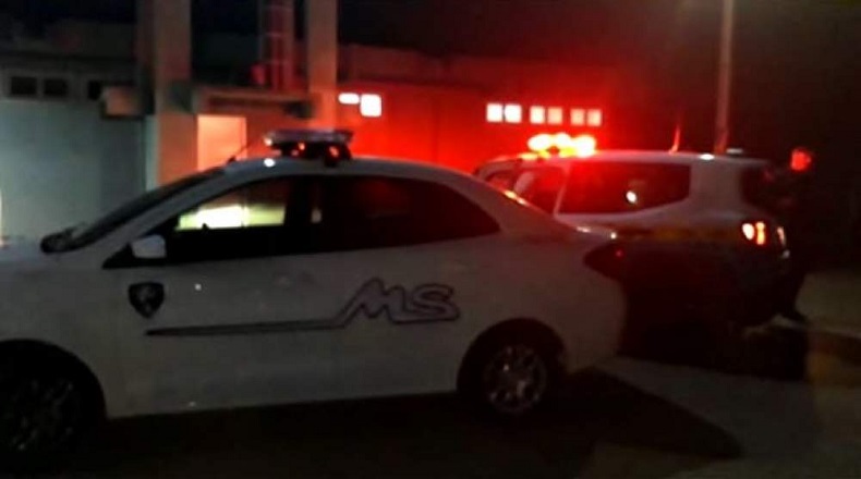 Jovem reagiu e evitou ficar sem celular