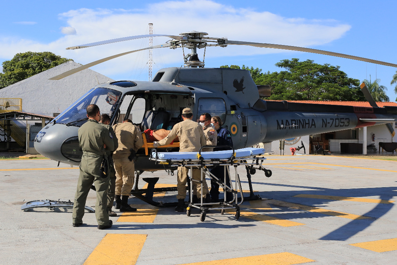 Rapaz foi socorrido de helicóptero e encaminhado para Santa Casa