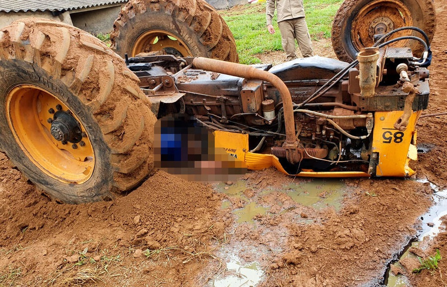 Vítima tentava desatolar trator com outro veículo