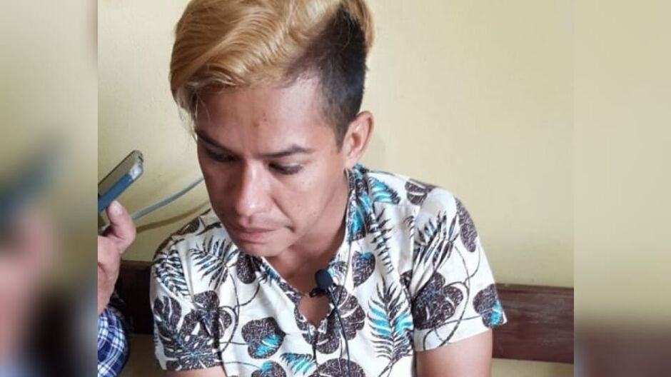 Homem foi preso após atear fogo no namorado