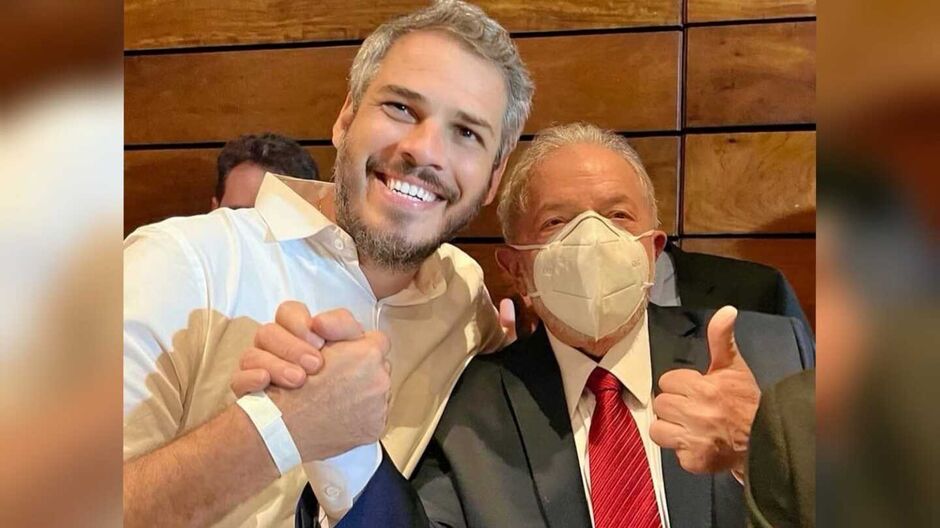 O professor Tiago Botelho e o ex-presidente Lula