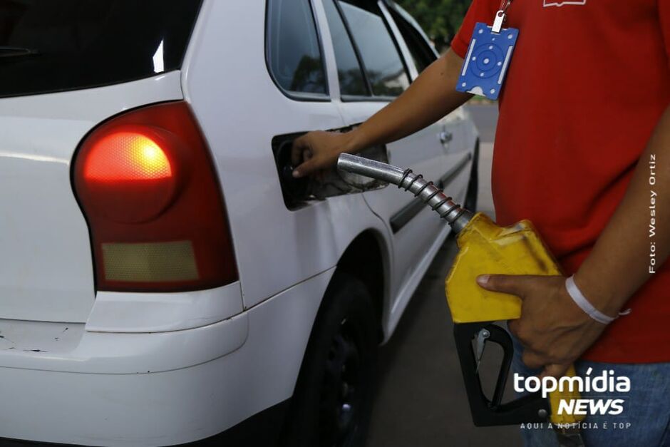 Motorista aproveitou preço antigo antes que mudança deixa o valor ainda mais pesado