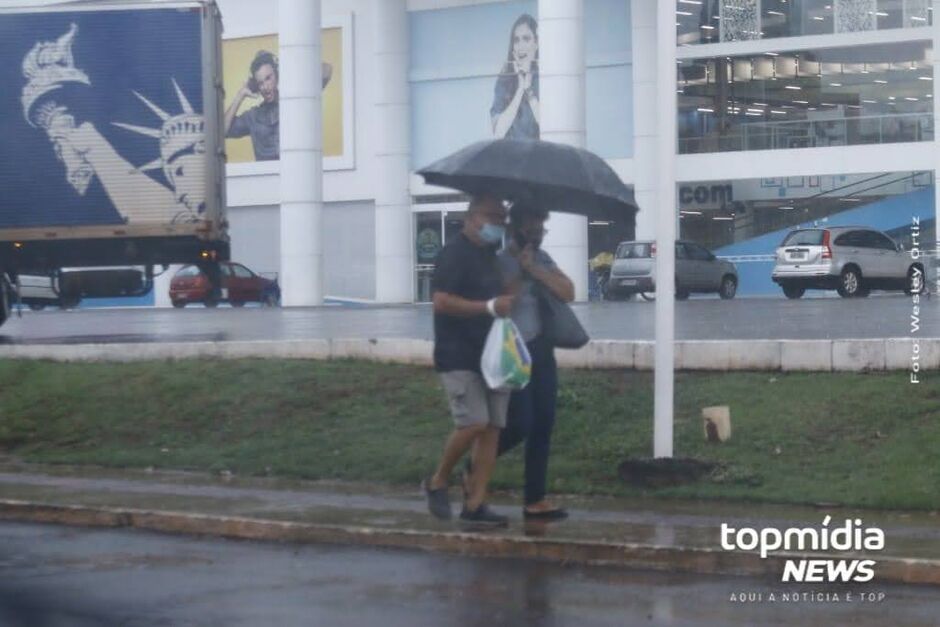 Chuvas isoladas atingiram Campo Grande