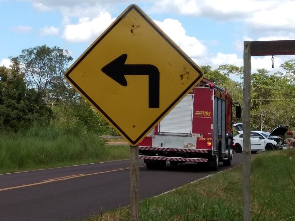 Acidente aconteceu em local conhecido como curva da morte