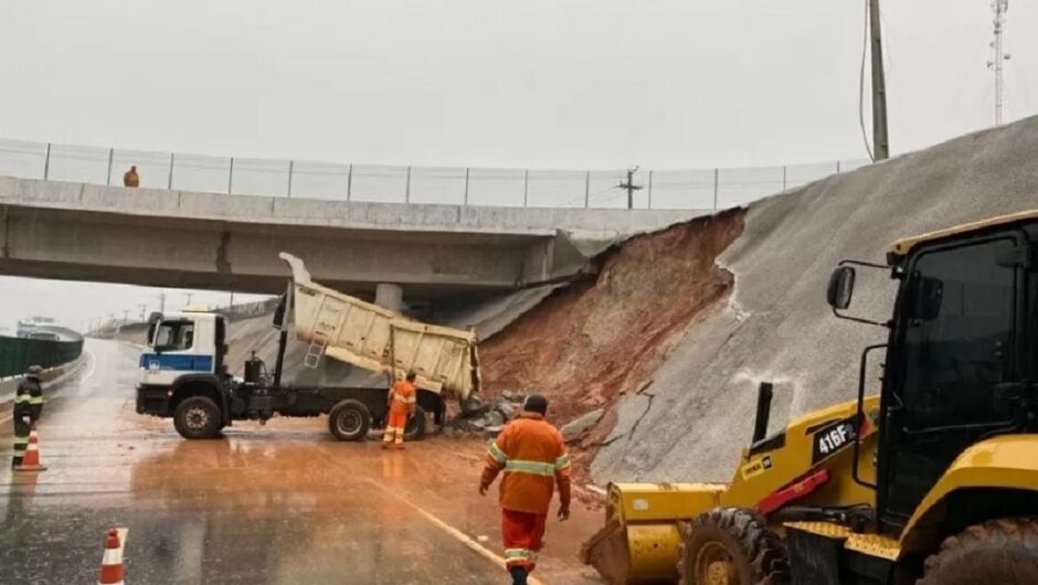 Obra desabou durante a madrugada