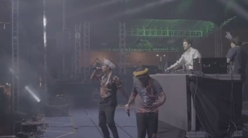 Brô Mc's cantaram ao lado de Alok na Expogrande, em Campo Grande