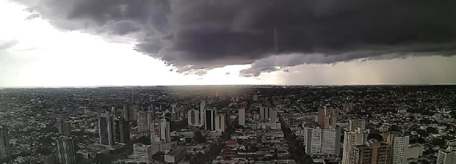 Tempo mudou em Campo Grande na tarde desta segunda-feira