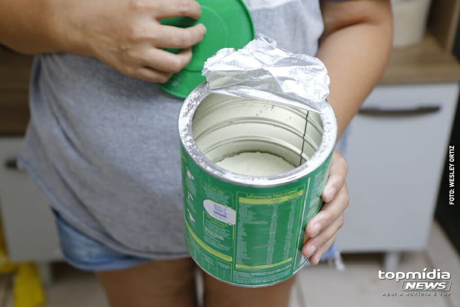 Valquiria pede ajuda para alimentar a família