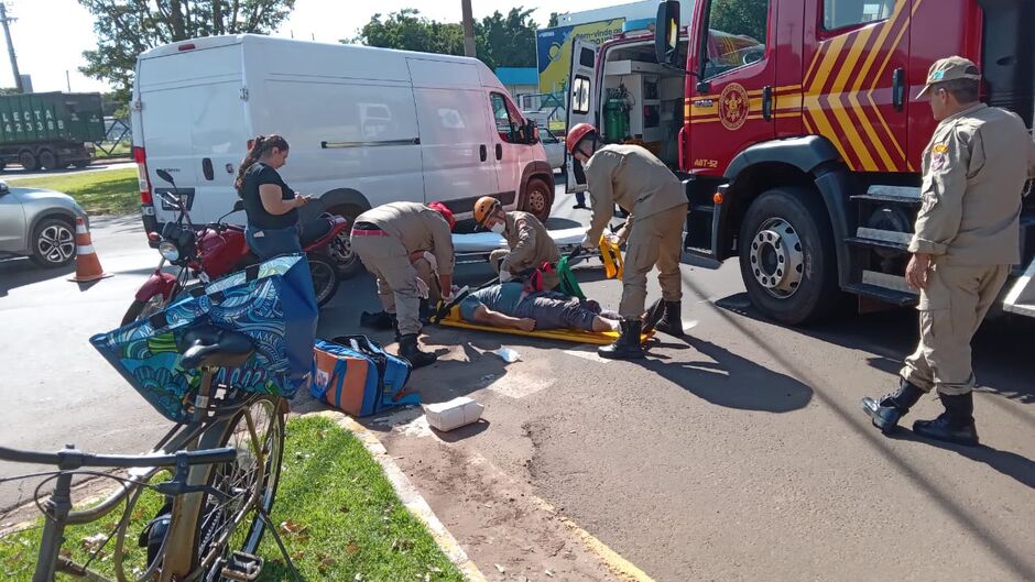 Motociclista ficou gravemente ferido