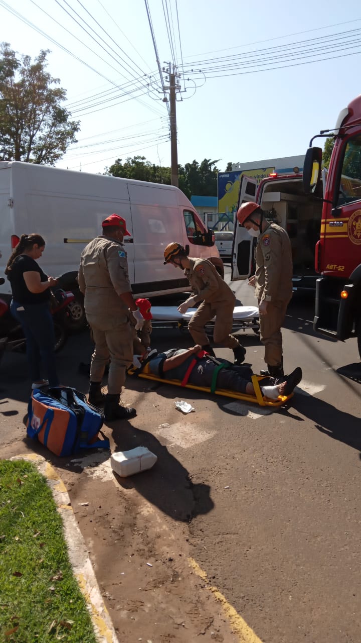 Motociclista ficou gravemente ferido
