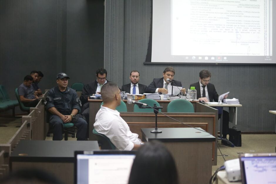 Acusados passam pelo Tribunal do Júri nesta quarta-feira