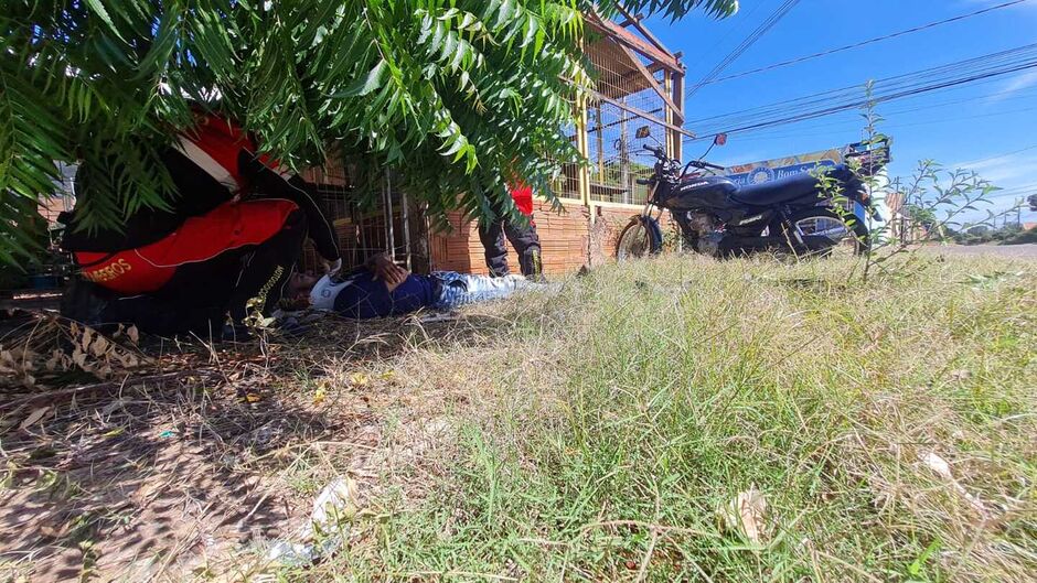 Vítimas foram socorridas por equipes do Corpo de Bombeiros