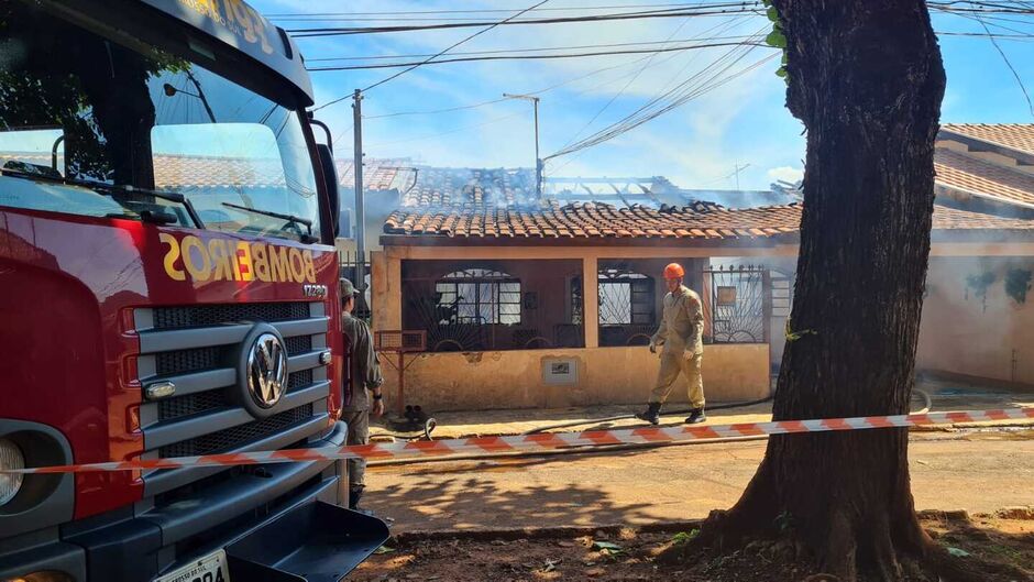 Casa no Lar dos Trabalhadores ficou destruída