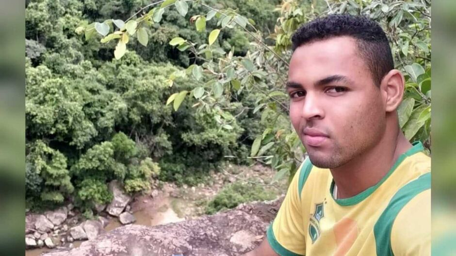 Marcos não resistiu e morreu ainda no local do acidente