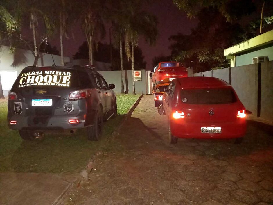 Carro que havia sido roubado pelos ladrões