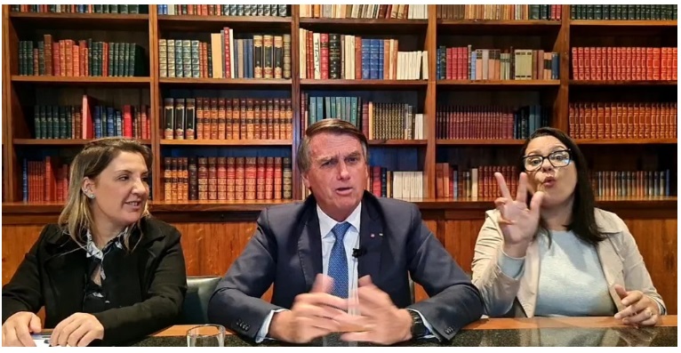 Datafolha indica que 56% dos entrevistados não confiam no que Bolsonaro diz