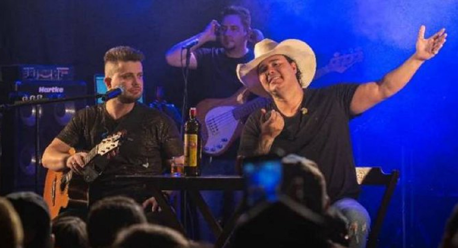 Dupla em show