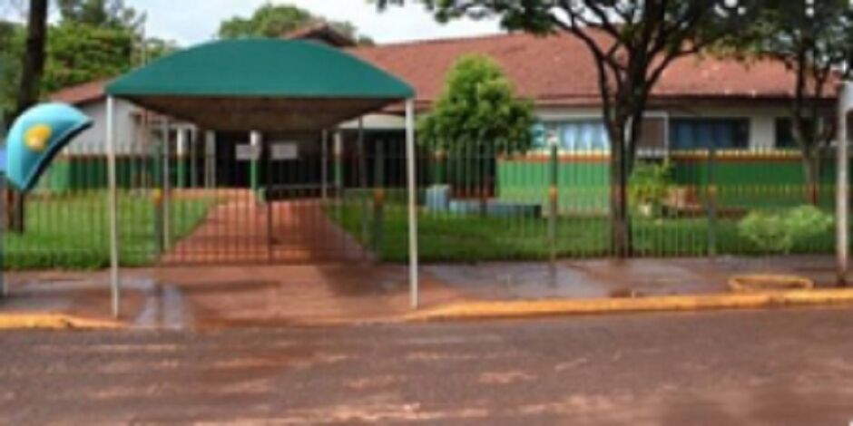 Menina foi agredida na saída da aula
