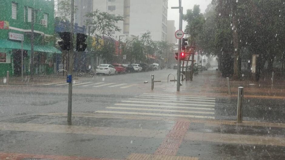 Temporal atinge Campo Grande