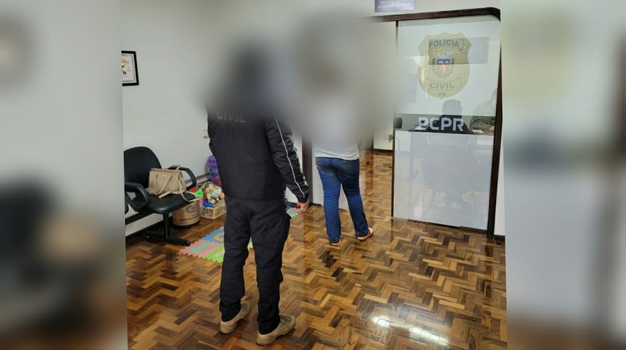 Polícia acha menina com suspeito 