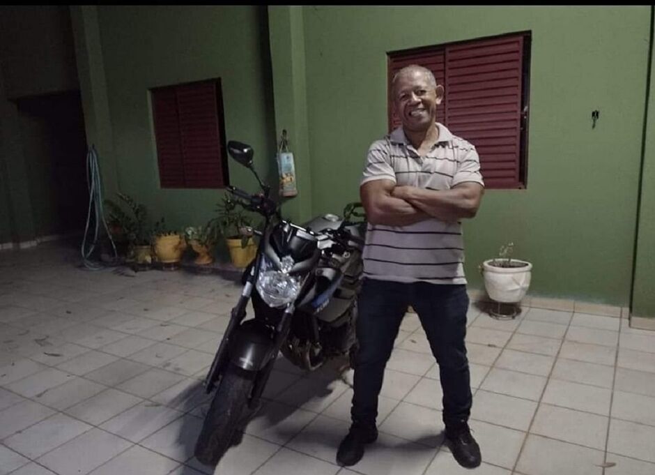 Álvaro ia completar 59 anos