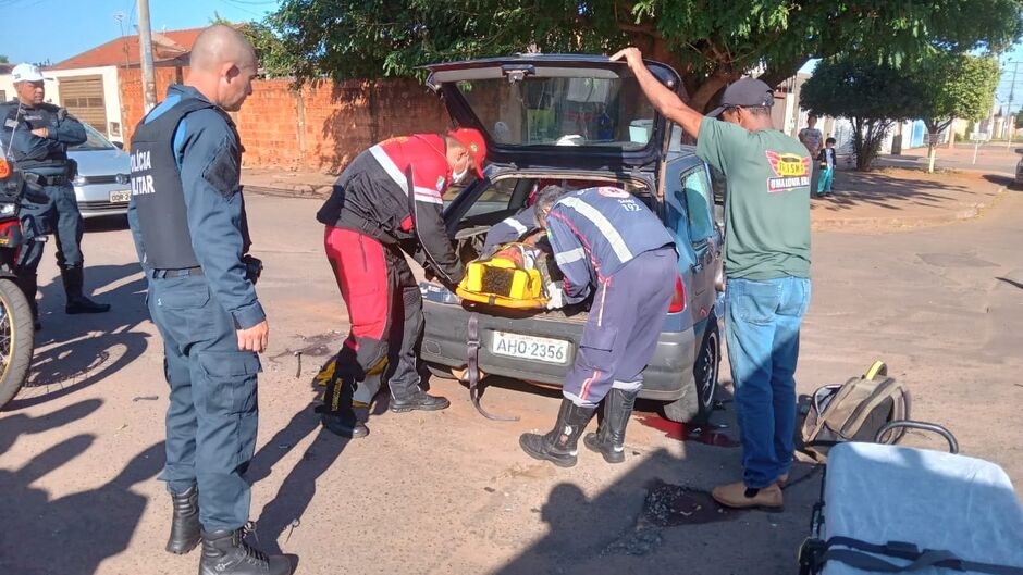 Motorista ficou ferido com a batida