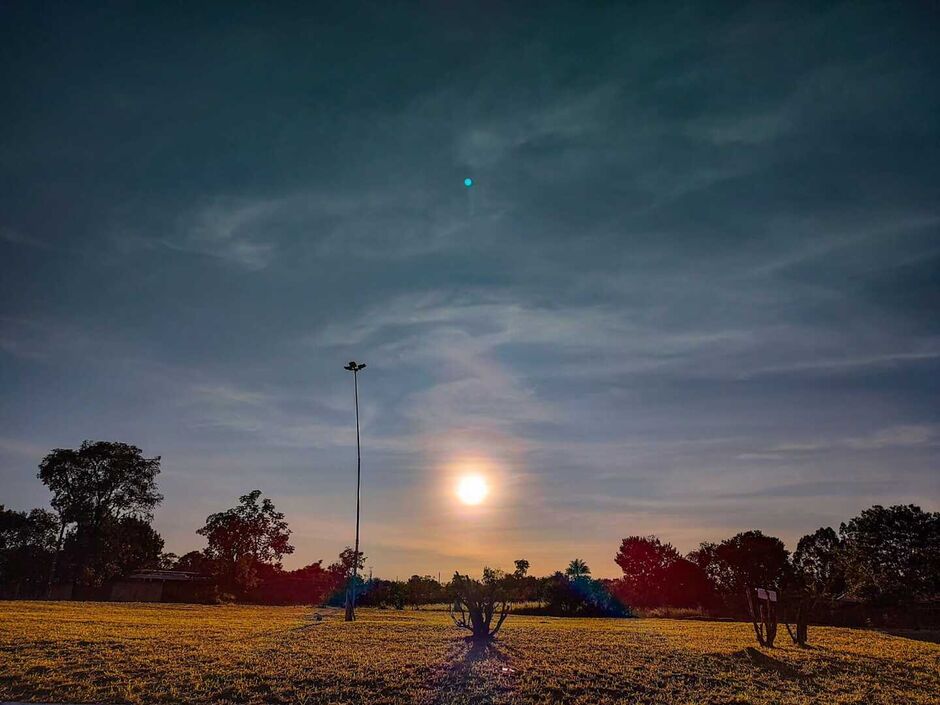 Céu ao amanhecer, em Campo Grande