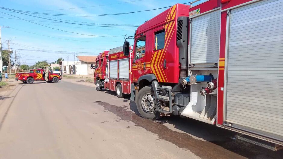 O Corpo de Bombeiros conseguiu conter as chamas