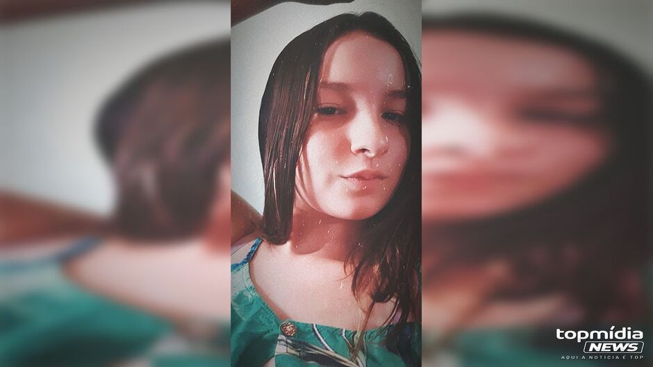  Jocyara brincava com a amiga, quando foi atropelada 