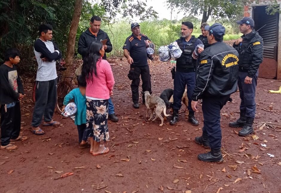 Famílias da Aldeia Bororó foram beneficiadas com as doações