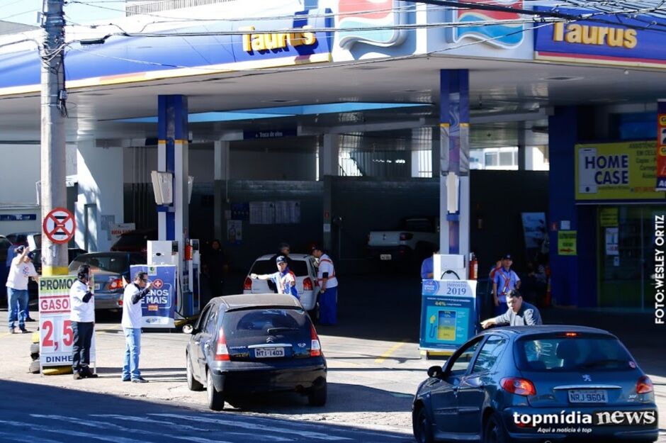 Gasolina será vendida com preço livre de impostos 