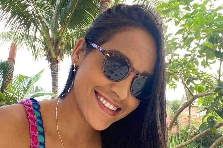 Cantora seguia para um restaurante da cidade