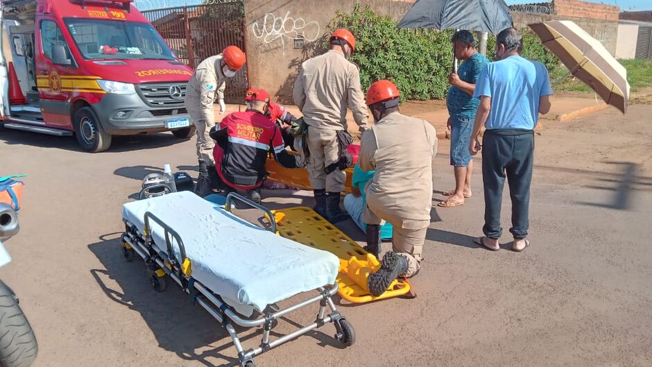 As vítimas foram socorridas pelo Corpo de Bombeiros 