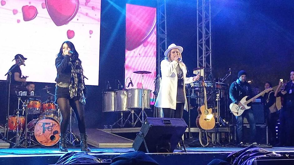 A dupla subiu ao palco &agrave;s 20 horas