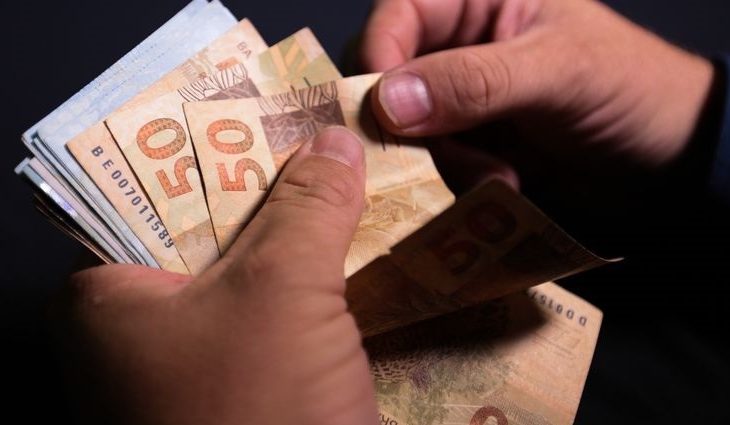 Salário dos servidores estaduais está na conta