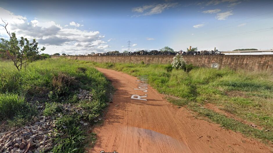 Motociclista caiu e dormiu no local