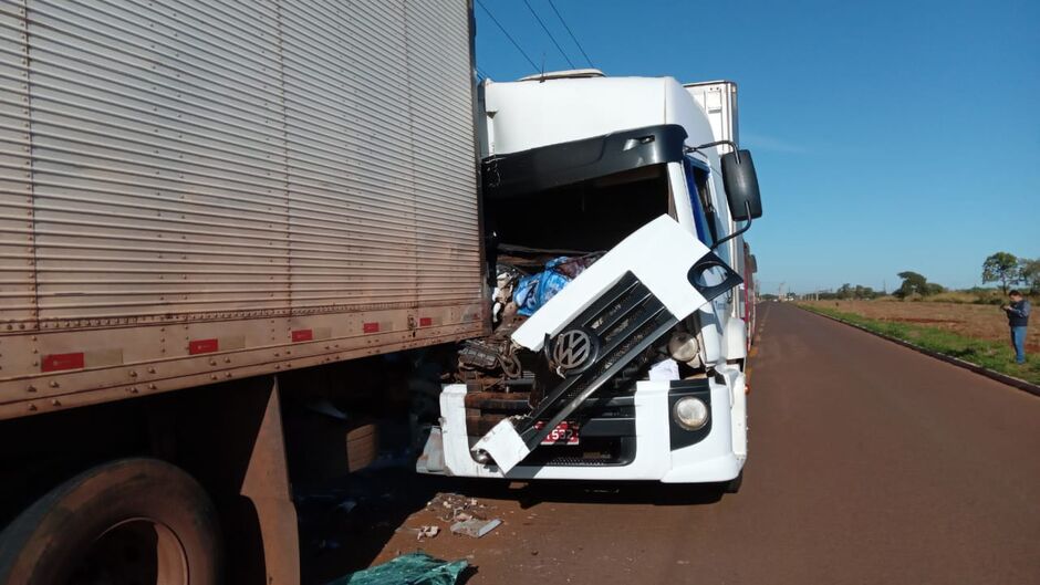 Acidente entre três veículos ocorreu no núcleo industrial de Campo Grande