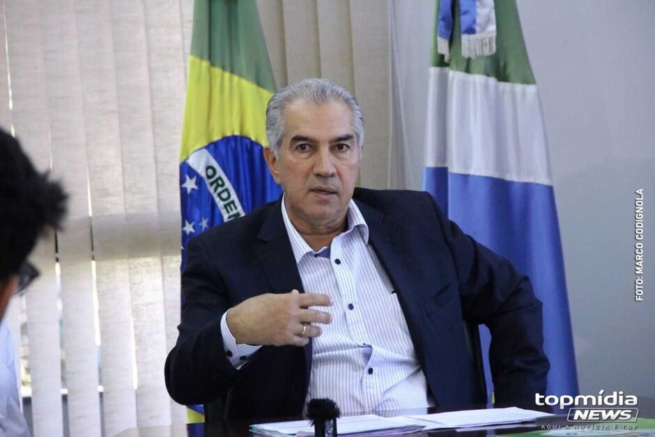 Governador Reinaldo Azambuja explicou que as metas de vacinação estão baixas