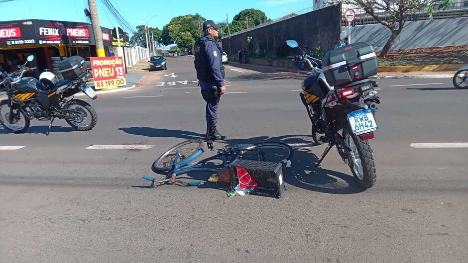 Ciclista teve a cabe&ccedil;a esmagada pelo &ocirc;nibus