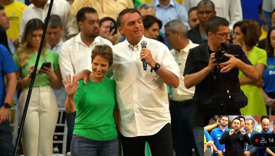 Tereza Cristina esteve ao lado de Bolsonaro no evento